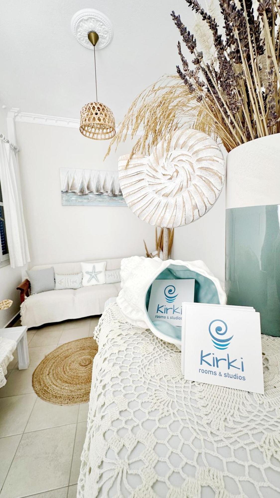 Kirki Rooms By The Sea Parikia  Ngoại thất bức ảnh